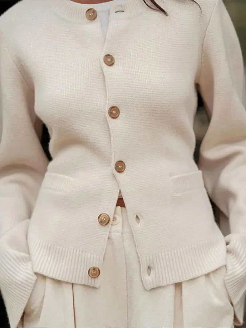 Lea | Damen Strickjacke Entspannt zum Überziehen