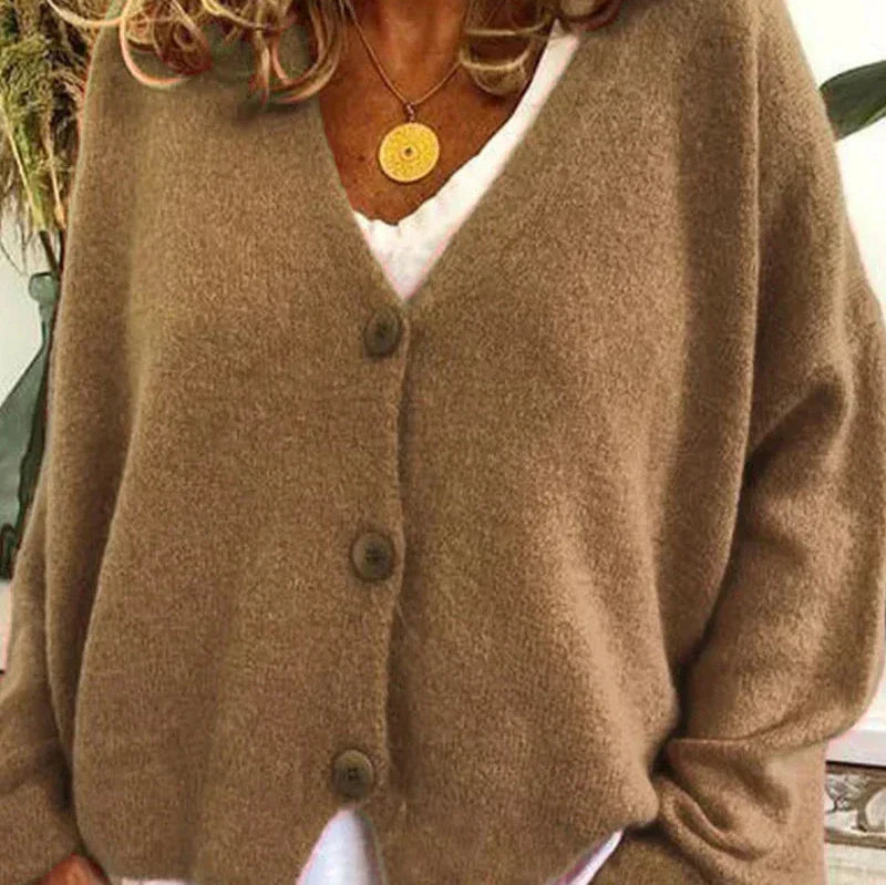 Theresa | Damen Strickweste im zeitlosen Stil
