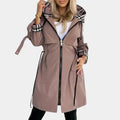 Theresa | Damen Zeitloser Trenchcoat mit Kapuze und Gürtel