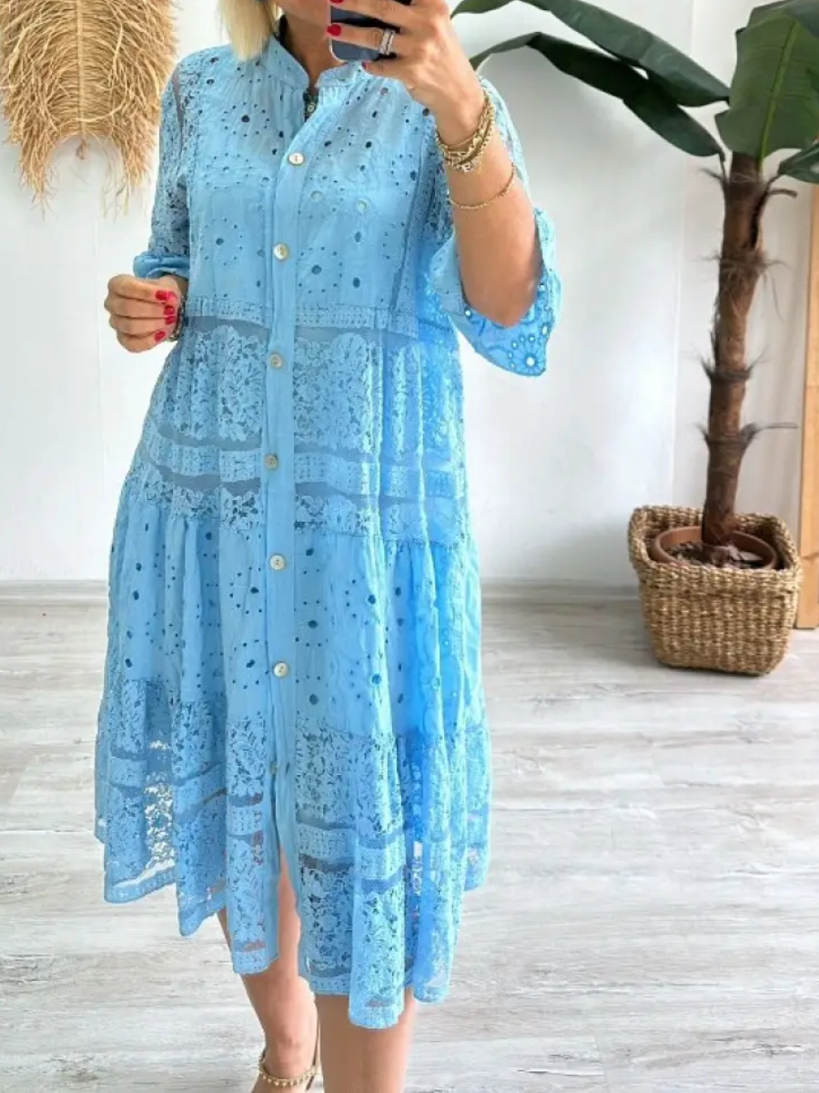 Emberly™ – Locker sitzendes Kleid mit Stickerei und Knopfleiste
