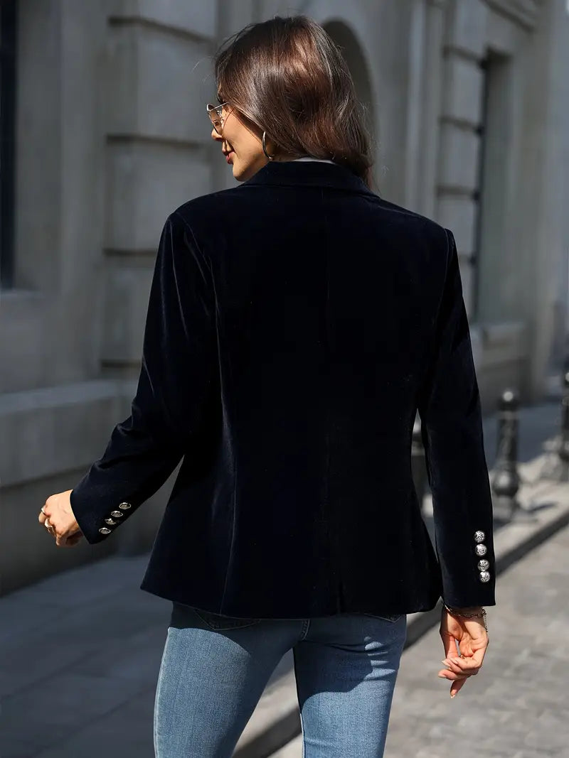 Amelie | Elegante kurze Damen-Jacke im feinen Samt
