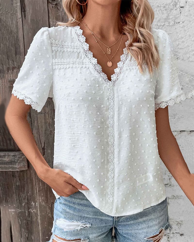 Alina | Elegante Spitzen-Bluse im Boho-Stil