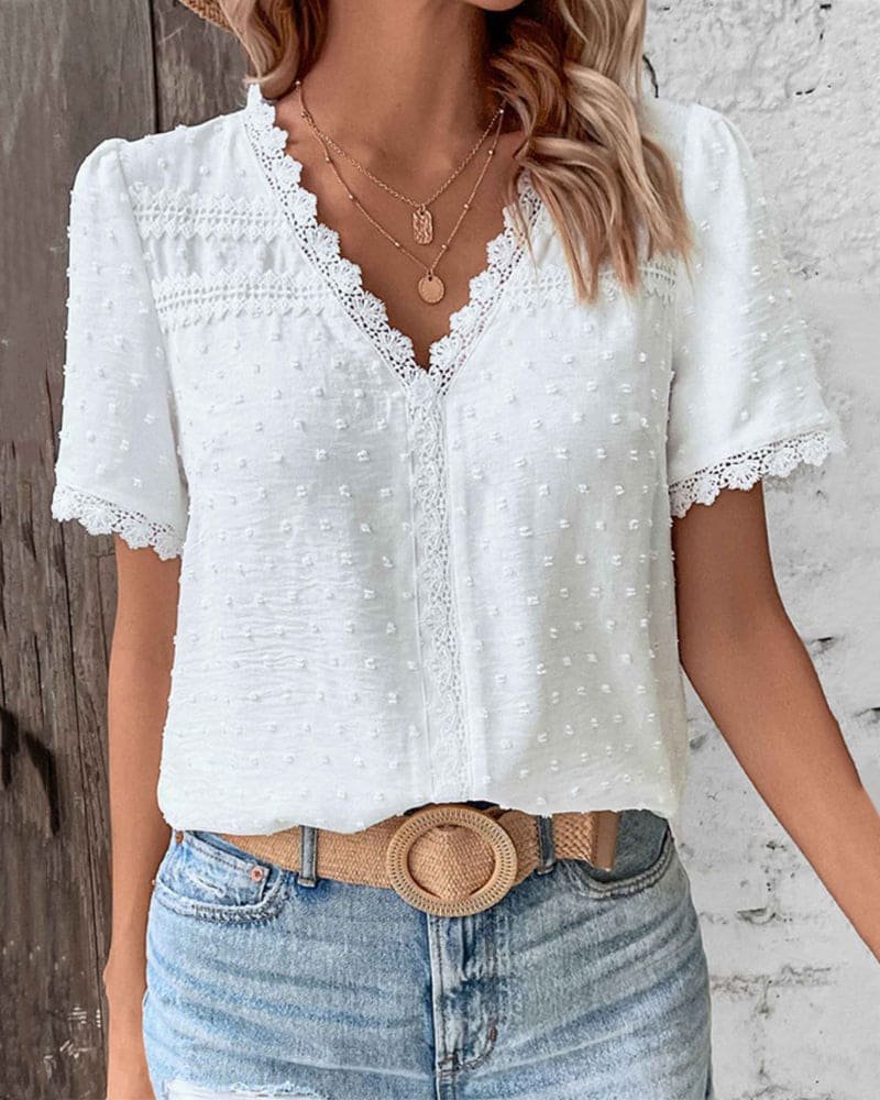 Alina | Elegante Spitzen-Bluse im Boho-Stil