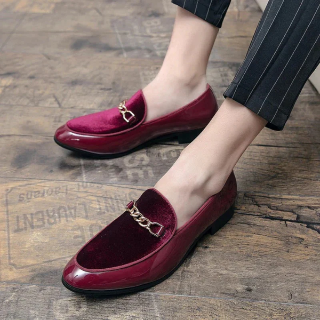 Elsa | Damen Klassische Slip-On Schuhe Loafer mit Kette