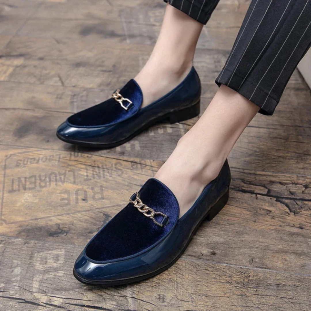 Elsa | Damen Klassische Slip-On Schuhe Loafer mit Kette