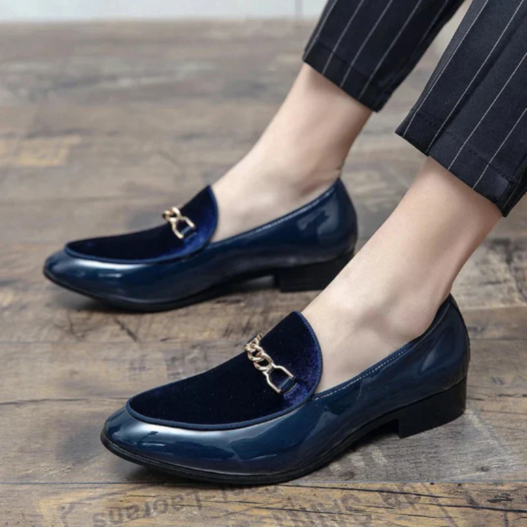 Elsa | Damen Klassische Slip-On Schuhe Loafer mit Kette