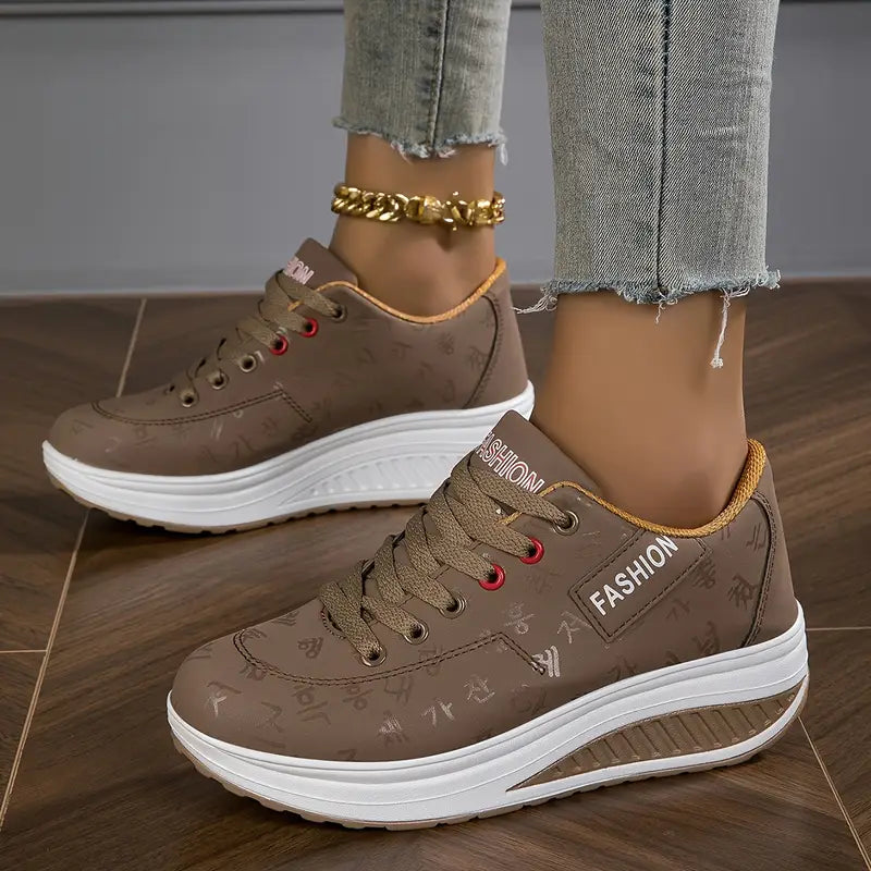 DAMI / DAMENSNEAKER: ATMUNGSAKTIVE SCHUHE MIT PLATEAUSOHLE