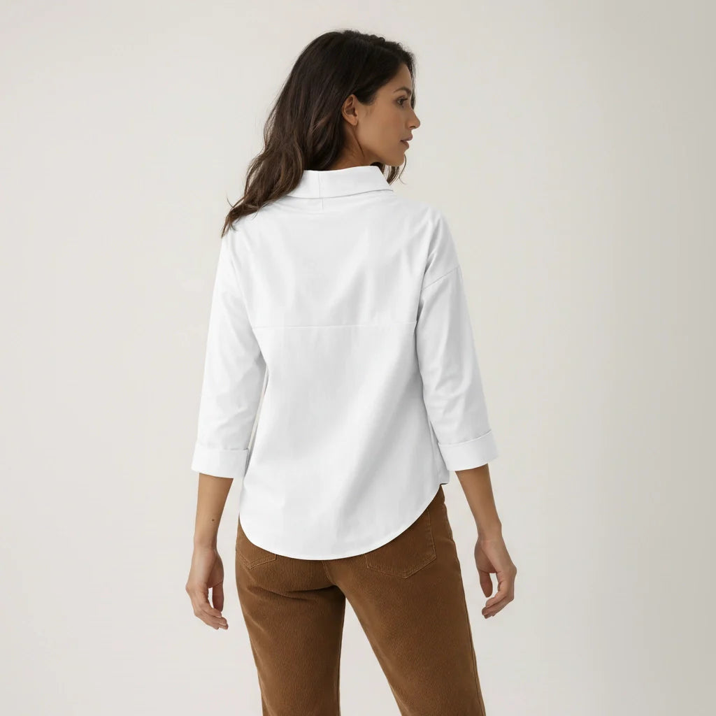 Bluse für Damen mit weitem Stehkragen in geradem Schnitt und 3/4-Ärmeln
