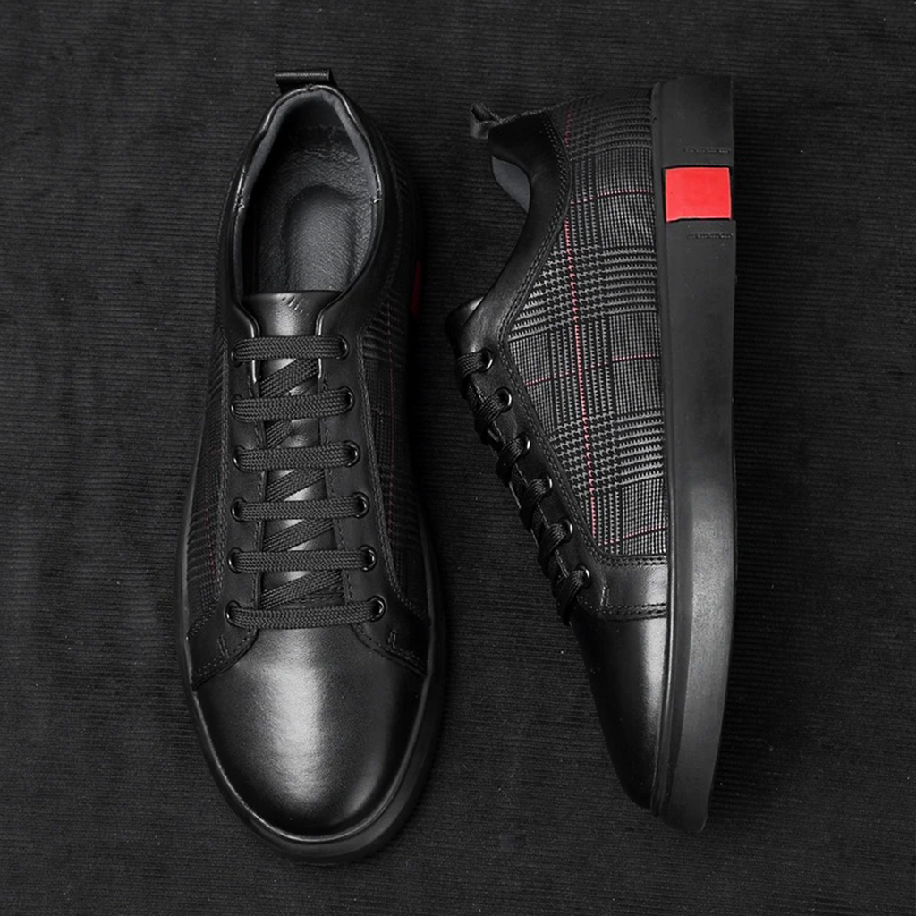 Kai - flache Sneaker mit Schnürsenkeln vorne