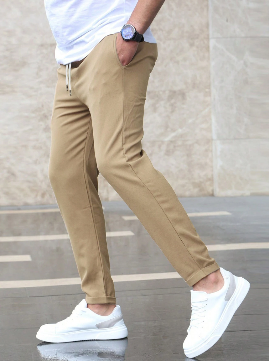 Max | Herren Hose mit Tailored-Fit zum Kombinieren