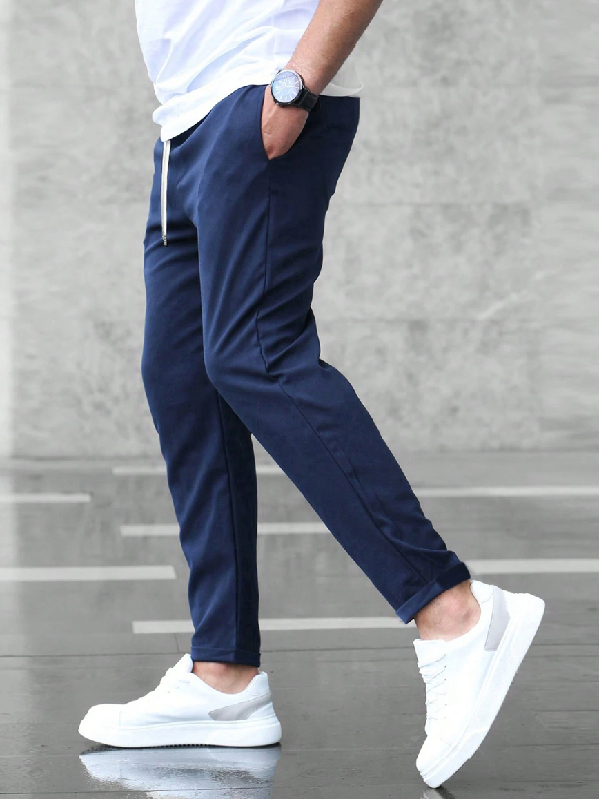 Max | Herren Hose mit Tailored-Fit zum Kombinieren