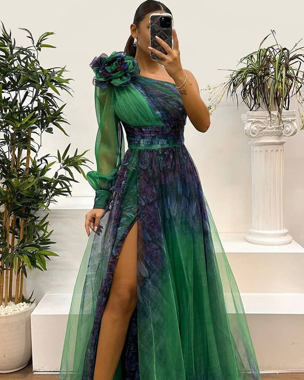 Lena Langes Abendkleid Blumenmuster Tüll