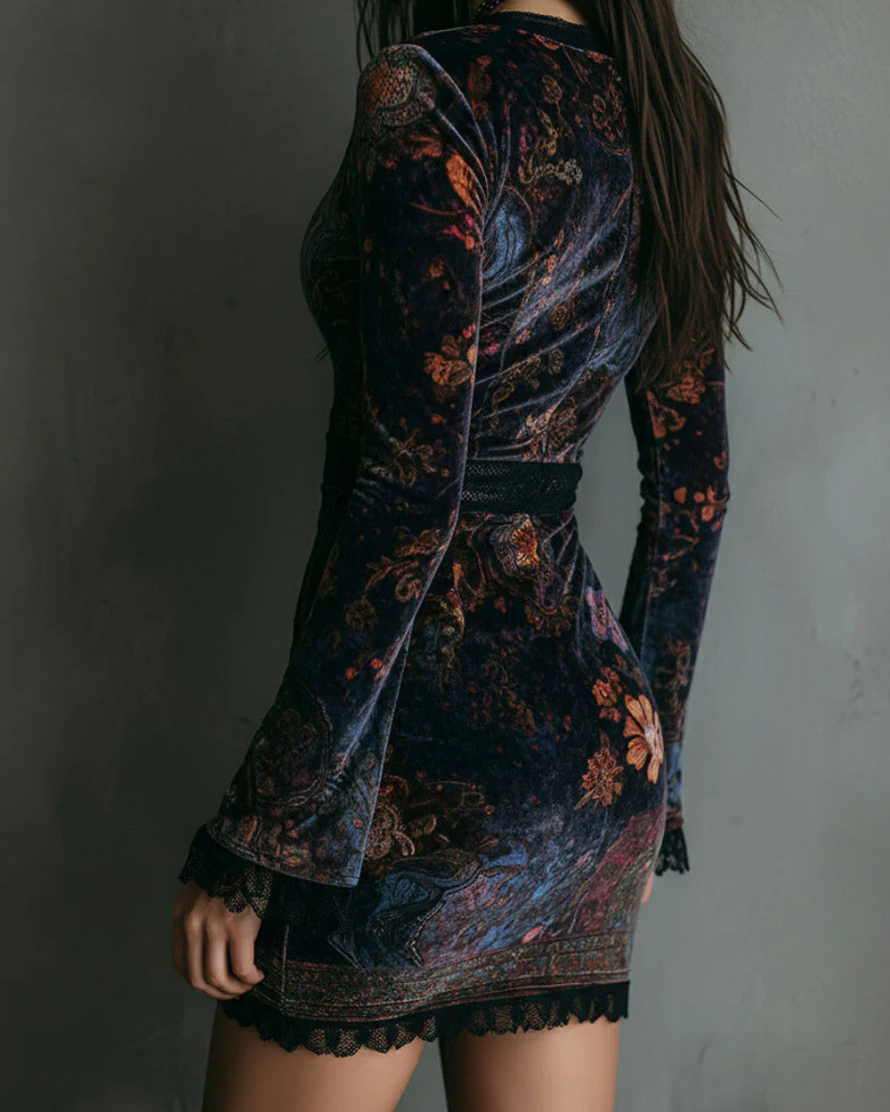 Lena Samtkleid Blumenmuster Spitze