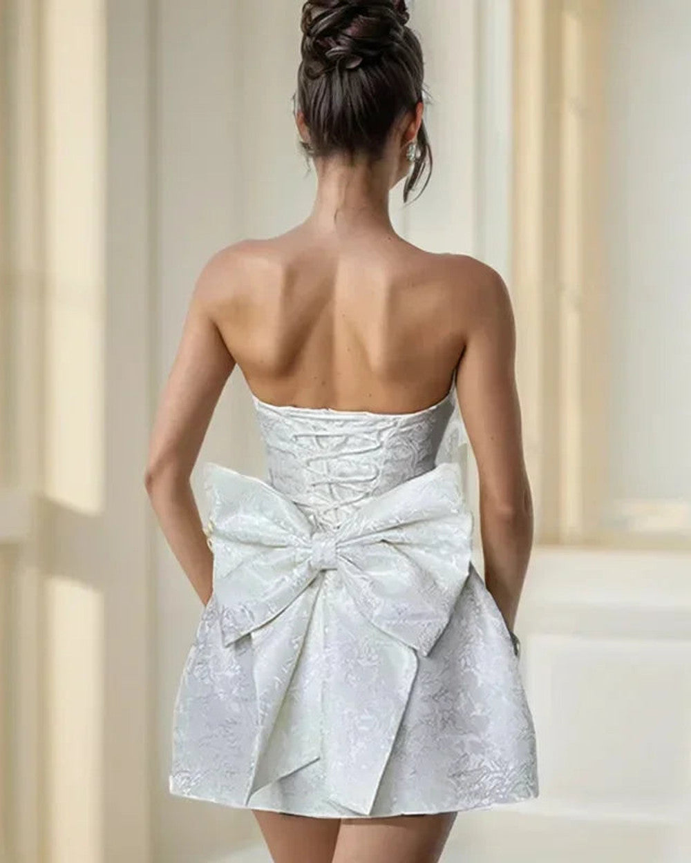Alina Trägerloses Jacquardkleid Damen
