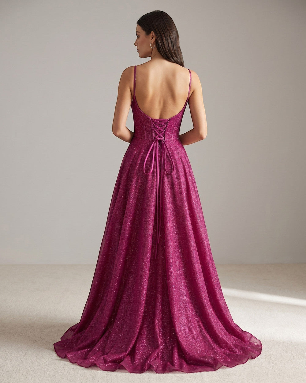 Alina Langes Abendkleid Bronzefarben