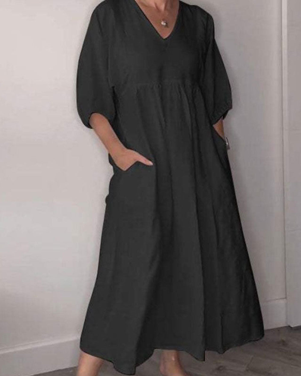 Wylla Bequemes Schickes V-Ausschnitt Kleid
