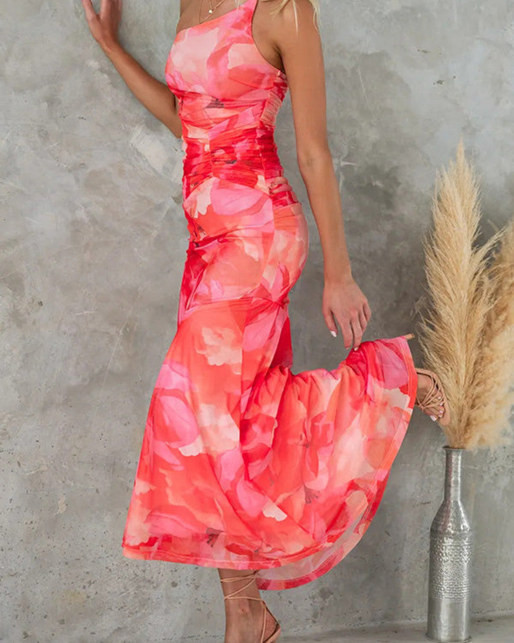 Deja Maxikleid Blumenmuster Asymmetrisch