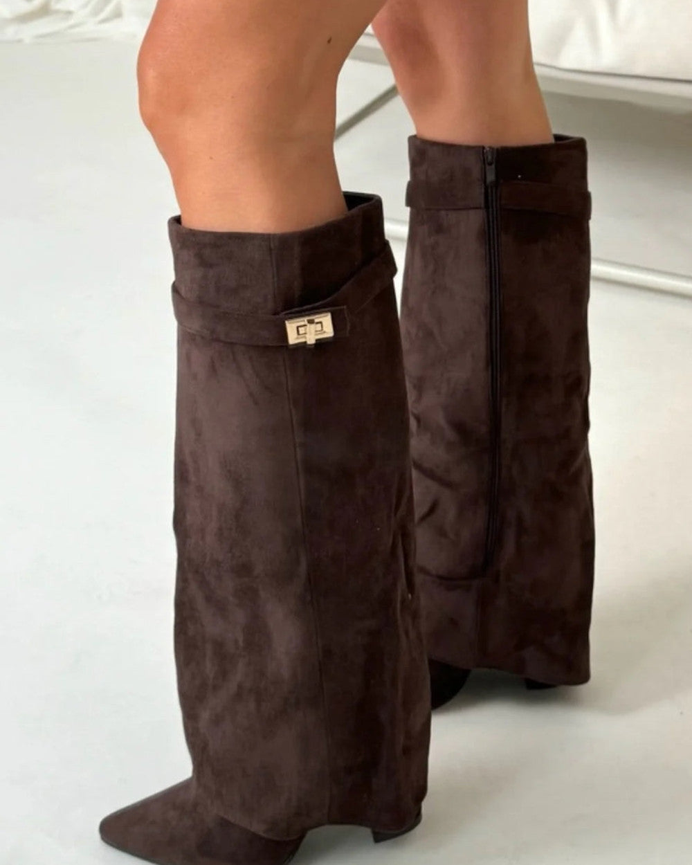 Damen Stiefel mit hohem Schaft