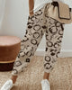 Beige mit Kreisdruck