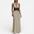 Langes Abendkleid mit Neckholder und Spitzenbund