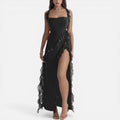 Maxikleid mit Rüschen und Beinschlitz