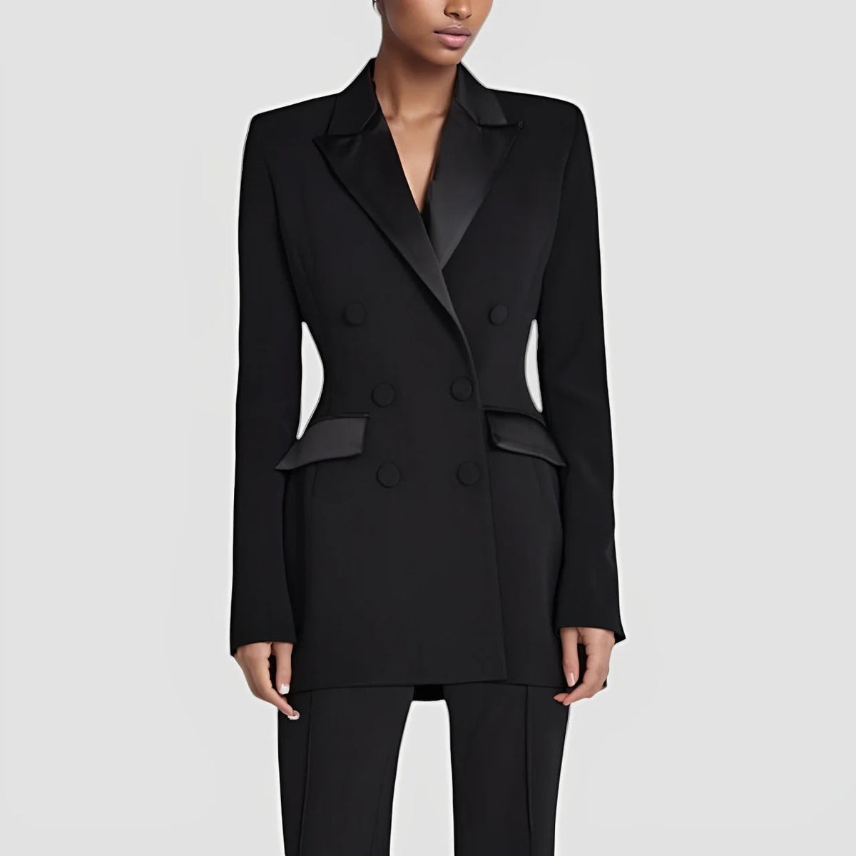 Blazer-Kleid mit doppelreihigem Design und Taschendetails