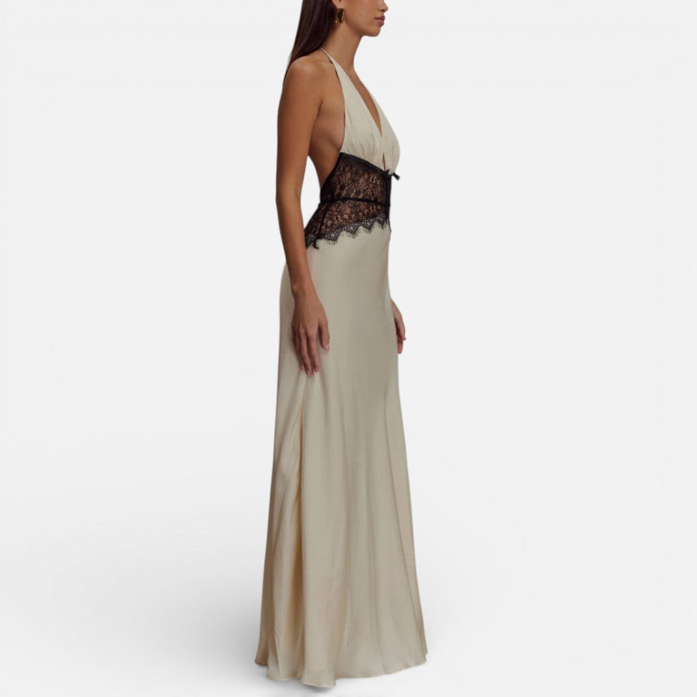 Langes Abendkleid mit Neckholder und Spitzenbund