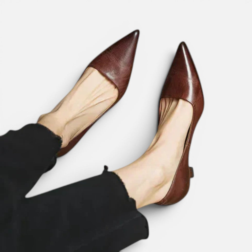 Orthopädische Pumps Spitz Zulaufend Kitten Absatz
