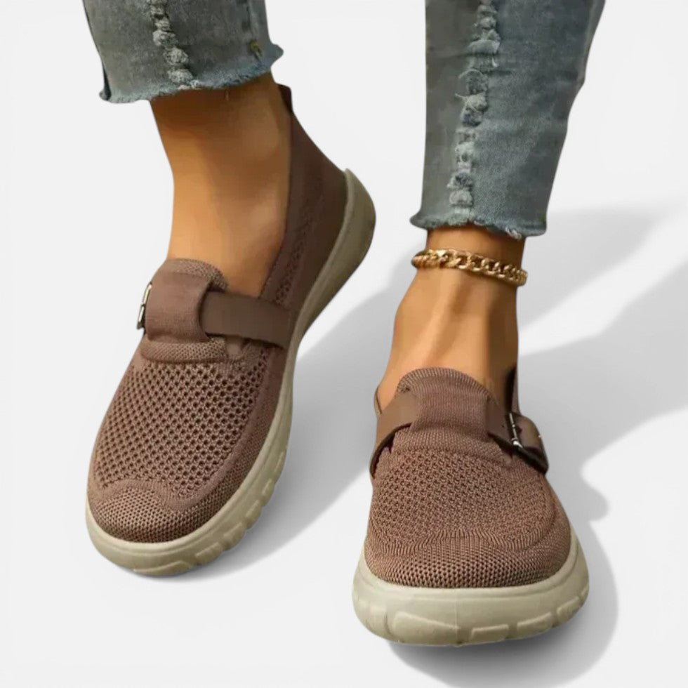 Waltraud | Damen Slipper Mesh Schnalle – Mesh Slipper Komfort Alltag Sommer 2026