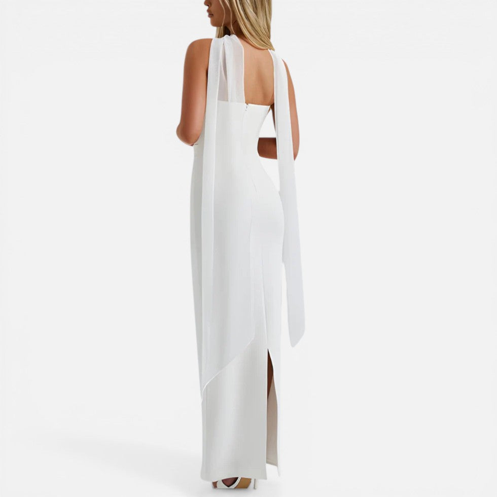 Maxikleid trägerlos und figurbetonter Passform