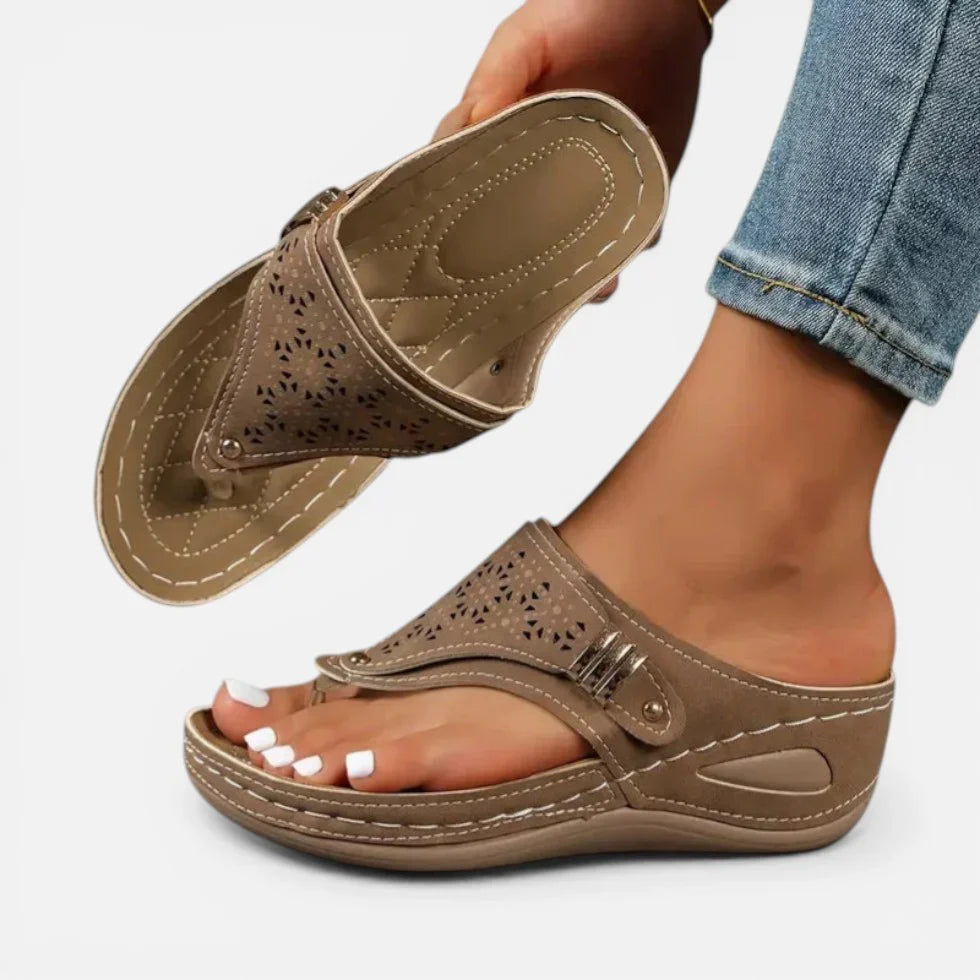 Orthopädische Zehentrenner Sandalen Keilsohle Cut Out Muster Schlupfschuh