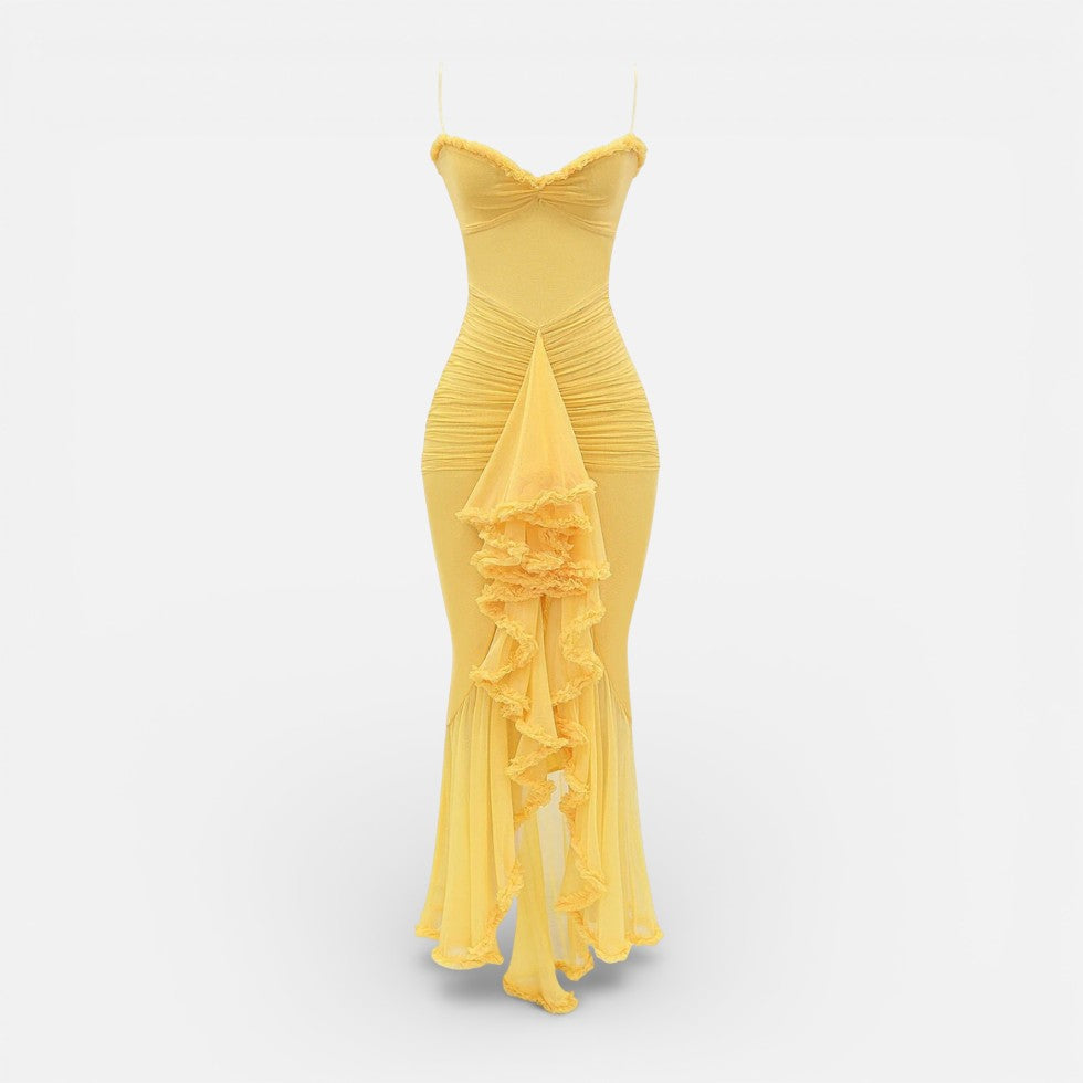Langes Kleid mit Rüschen und Spaghettiträgern