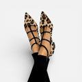 Damen Ballerinas mit spitzer Form und Riemchendesign