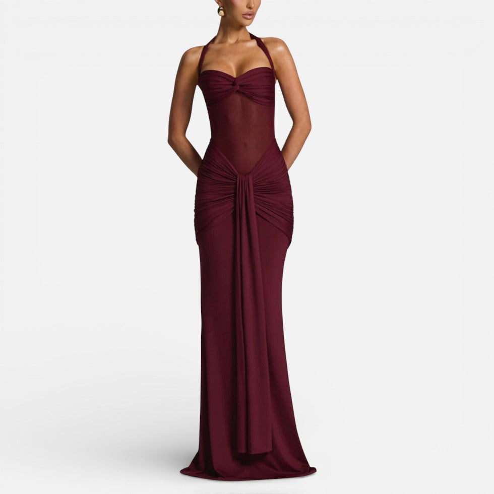 Langes Abendkleid mit Neckholder und Drapierung