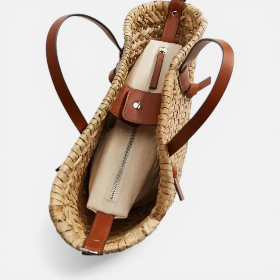 Geflochtene Handtasche mit Schulterriemen