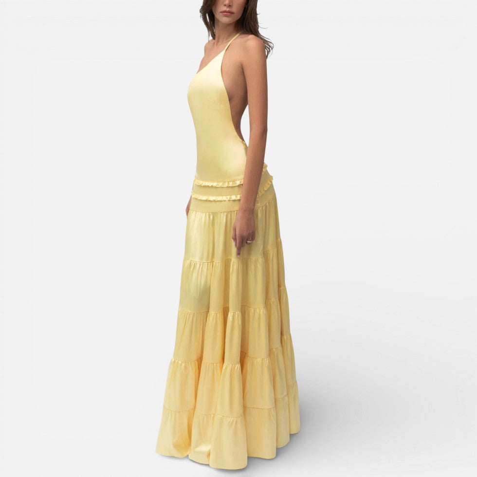 Langes One Shoulder Kleid mit Volants und Stufenrock
