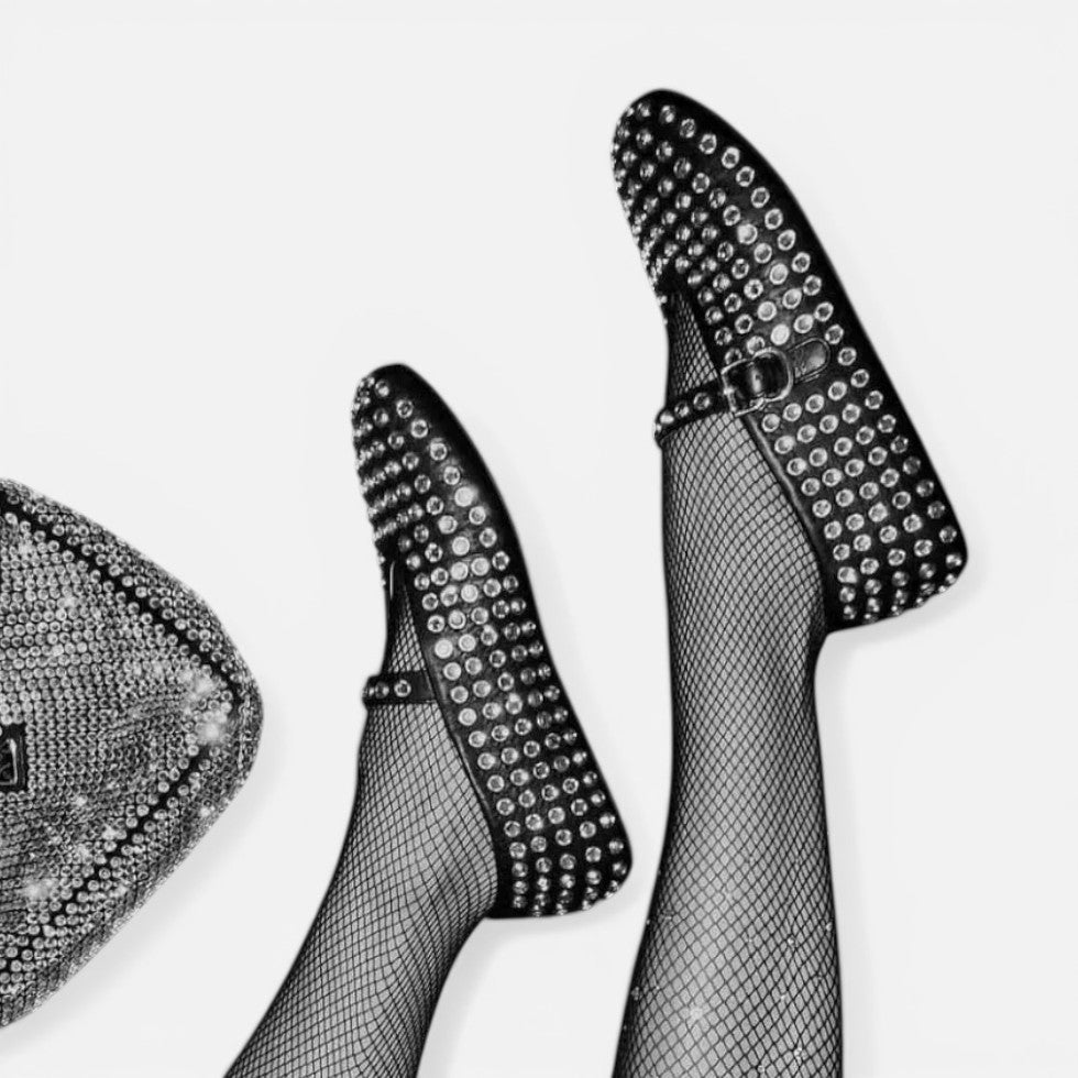 Ballerina Schuhe mit Nieten und Riemchen