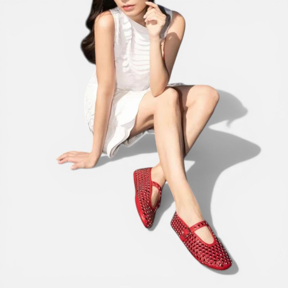 Ballerina Schuhe mit Nieten und Riemchen