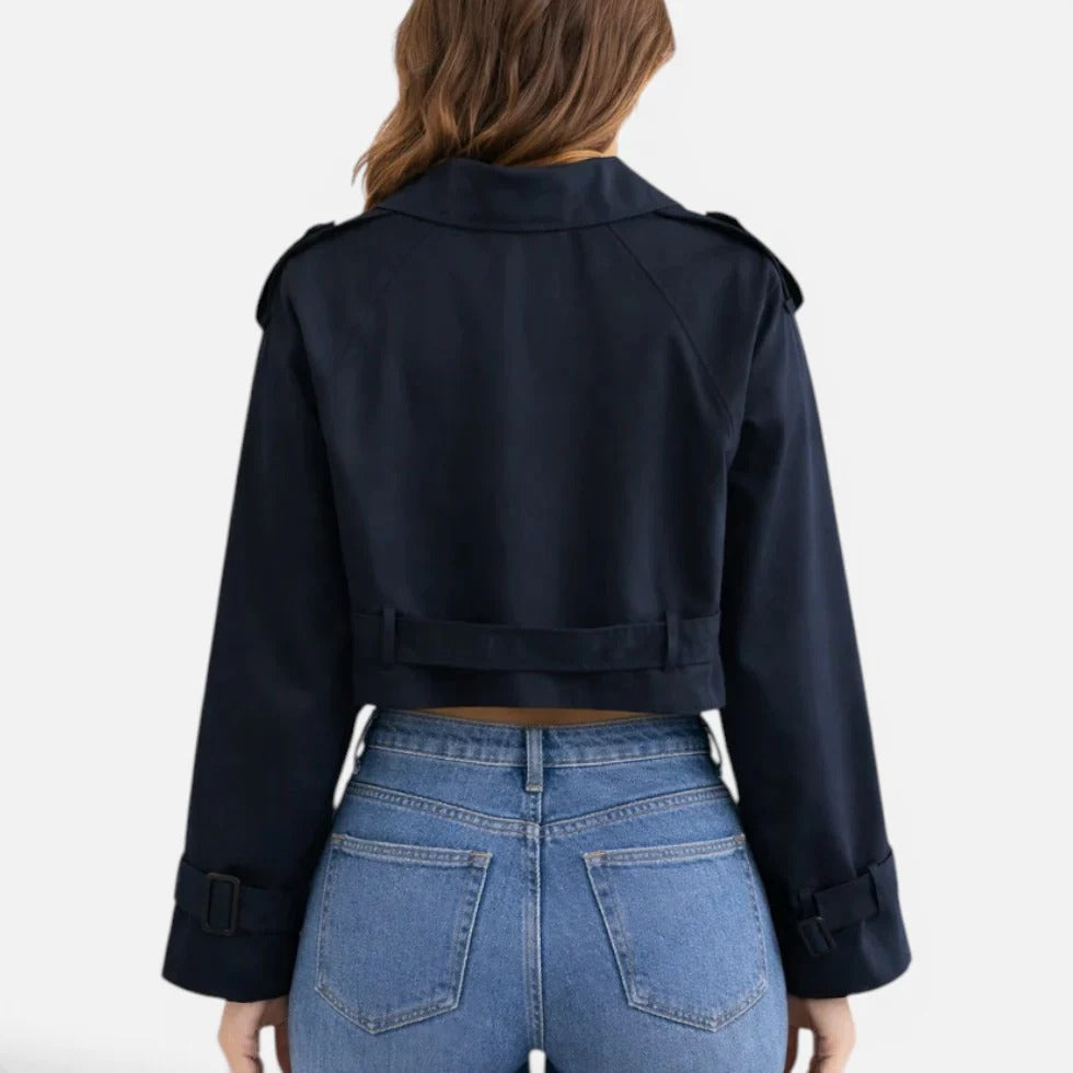 Kurze Trenchjacke mit Gürtel