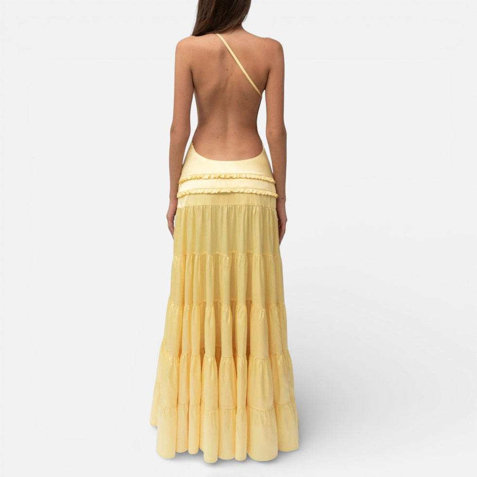 Langes One Shoulder Kleid mit Volants und Stufenrock