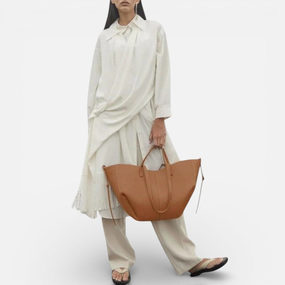 Große Damen Handtasche mit breiten Seiten und Schultergriffen