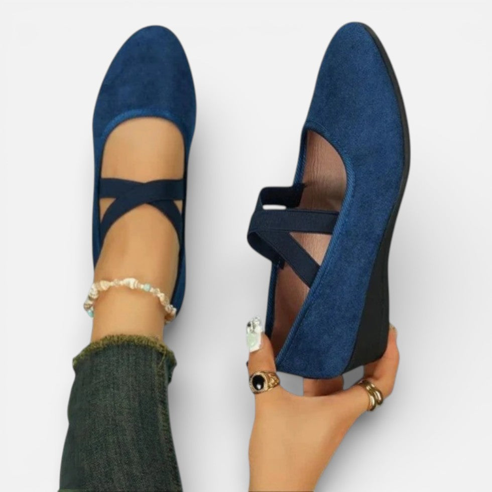 Orthopädische Damen Ballerinas mit Kreuzriemen und Keilsohle