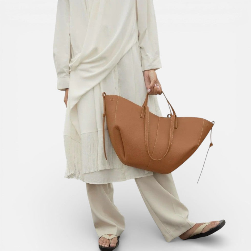 Große Damen Handtasche mit breiten Seiten und Schultergriffen