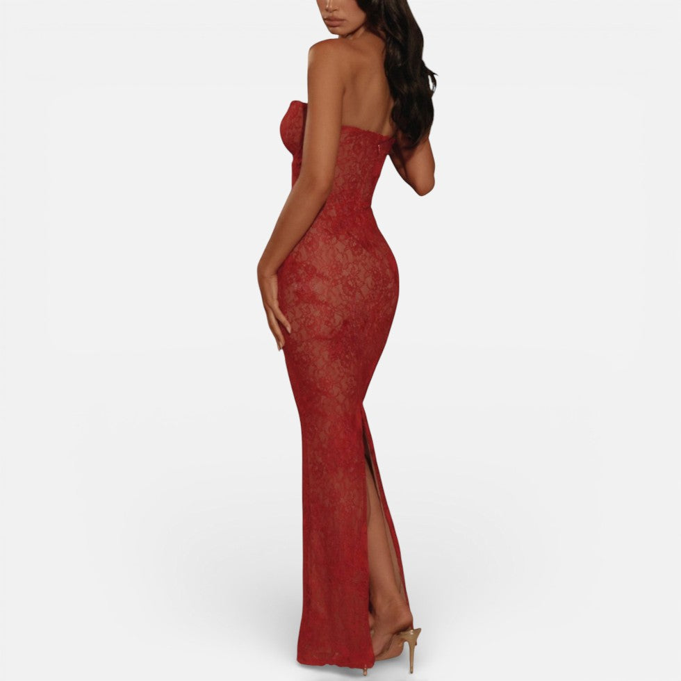 Langes Abendkleid aus Spitze mit langen Ärmeln
