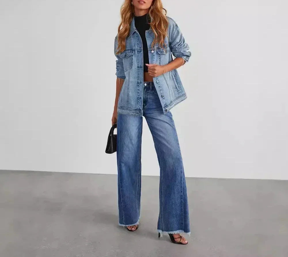 Alina | in Grau mit Raw-Hem Jeans