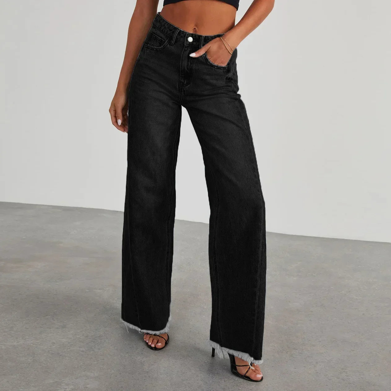 Alina | in Grau mit Raw-Hem Jeans