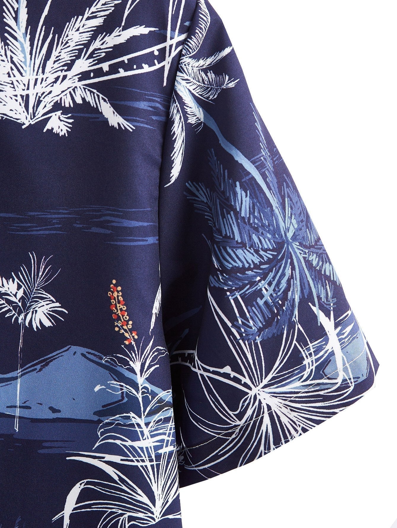 Hemd mit Palmenmuster und Shorts zum Schwimmen