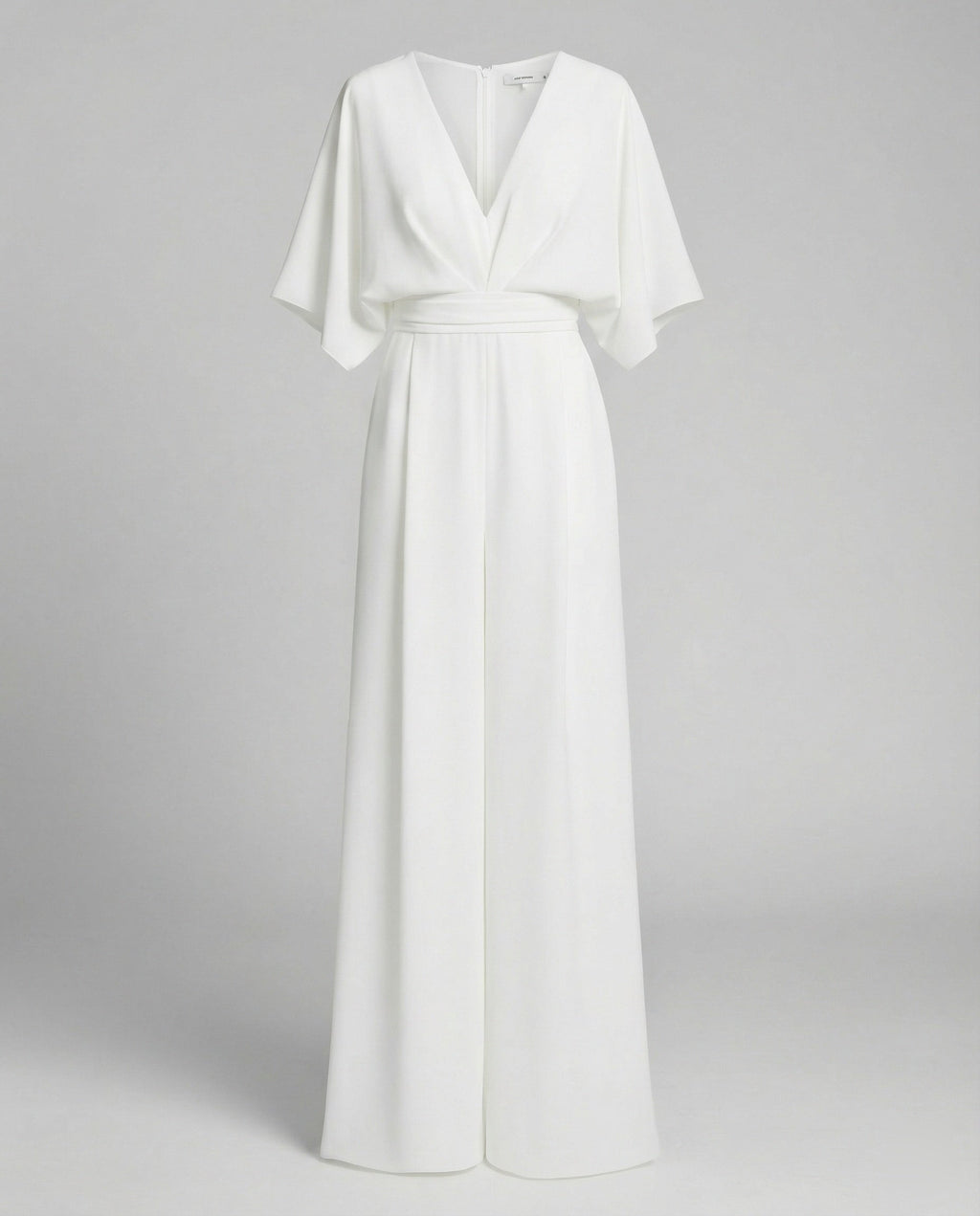 Eleganter Jumpsuit mit kurzen Ärmeln und V-Ausschnitt