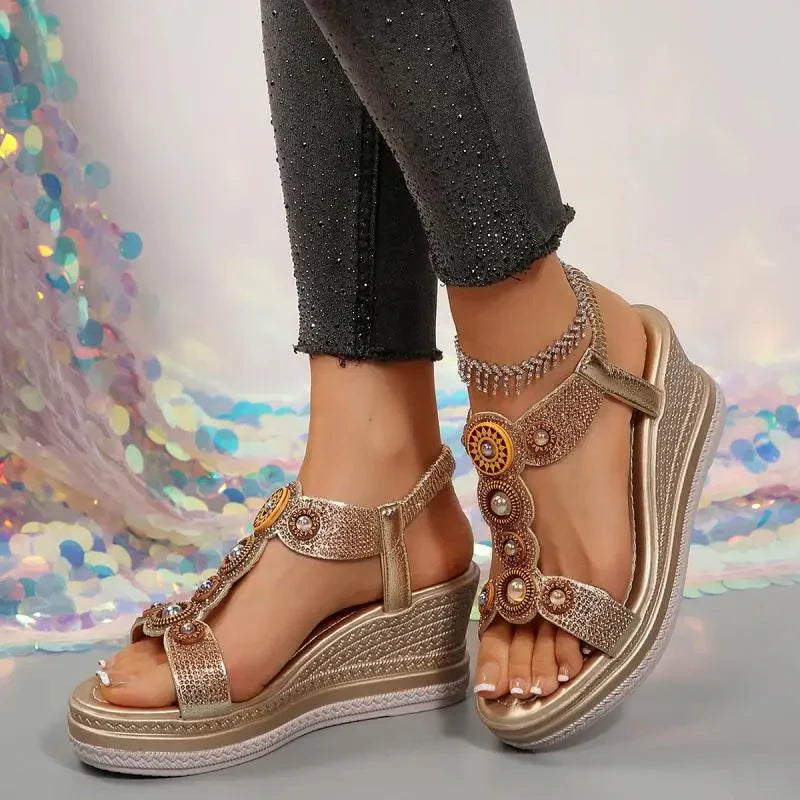 Klara | Damen Schmuckstein Keilabsatz Sandalen