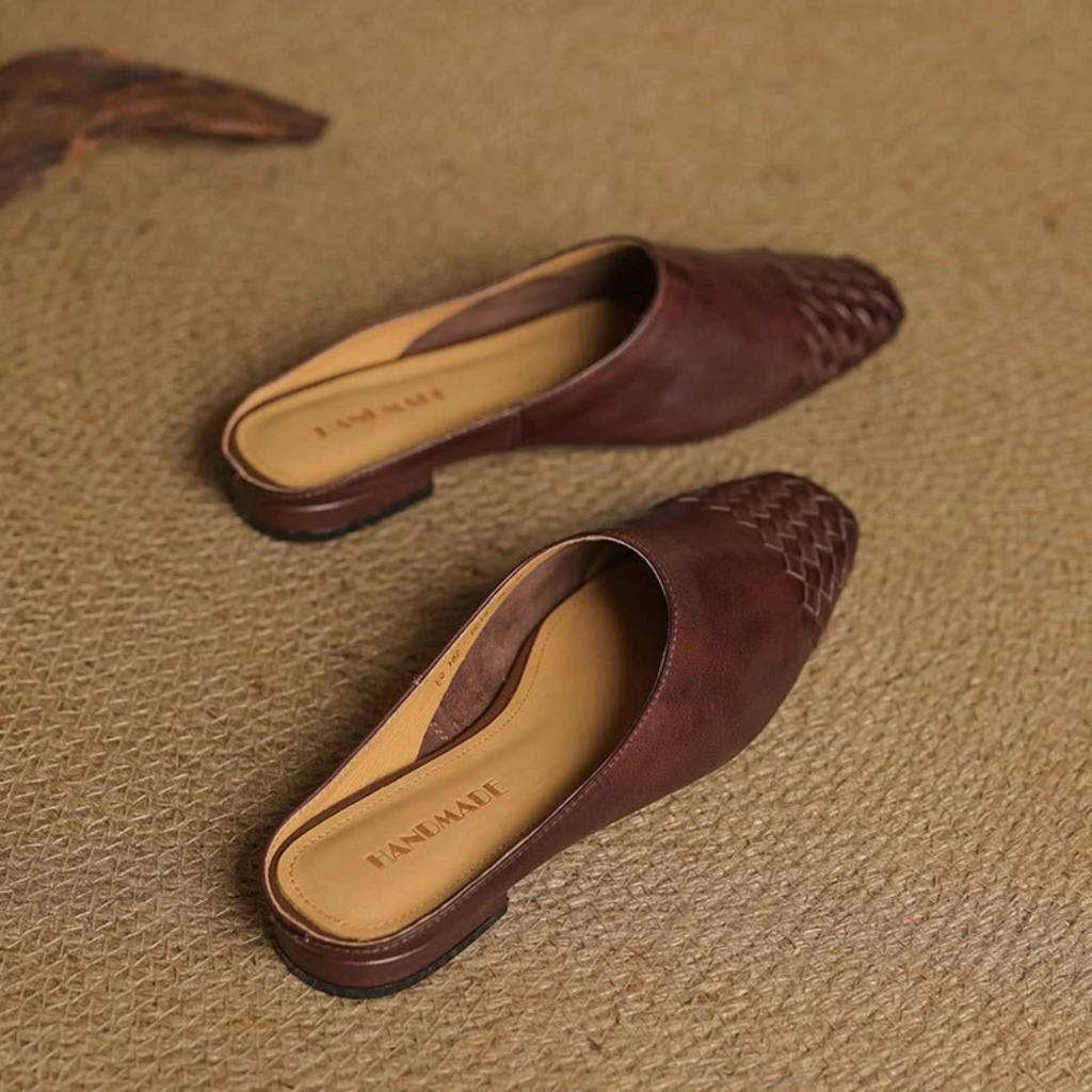 Liane | Stilvolle Damen Sandalen mit Quadratischer Form